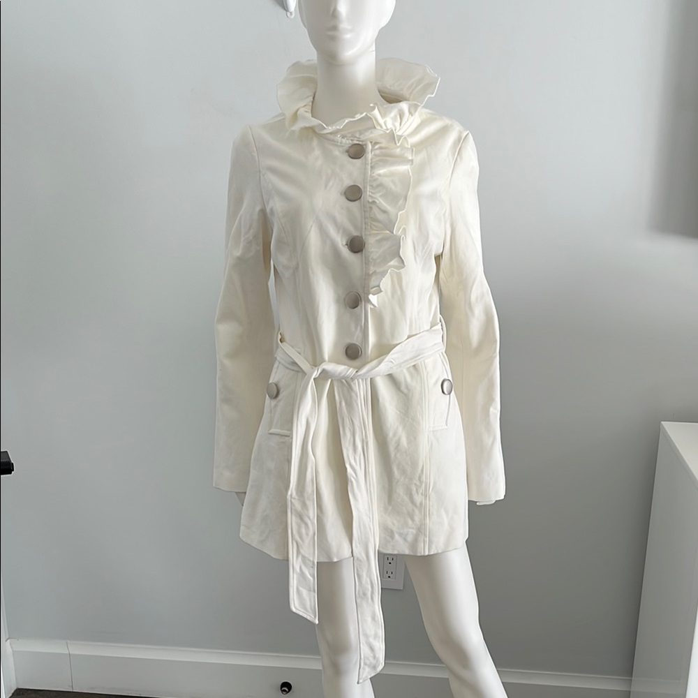 Cream Trench‎ Coat with Tie Belt and Collar
